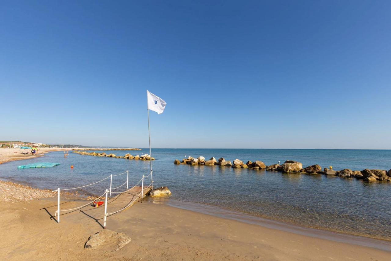 Centro Vacanze Poker Casalbordino Kültér fotó
